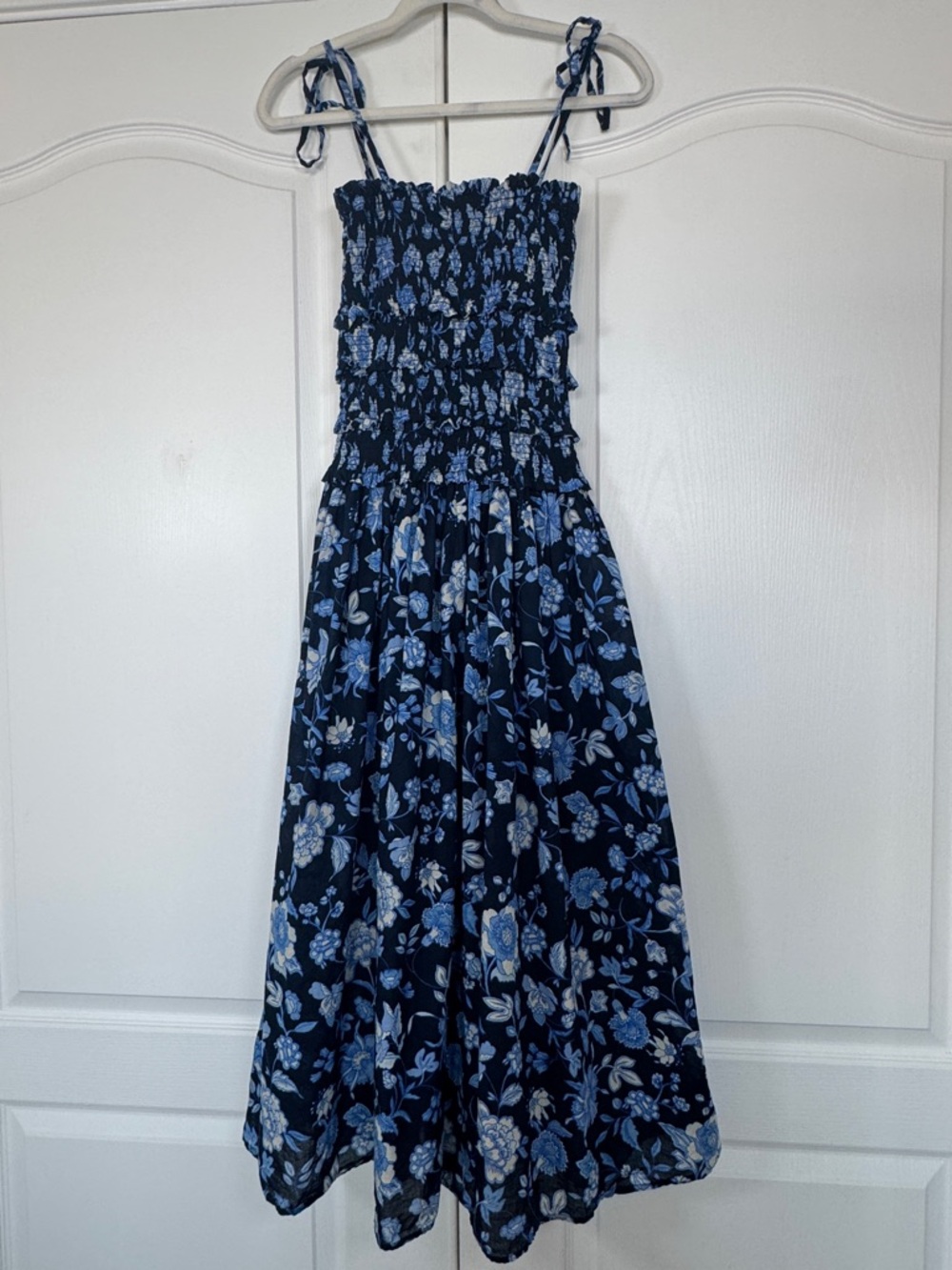 LAST CHANCE | J. Crew Smocked Midi Dress Blue Floral Small 100% Cotton Tie Strap - Picture 4 of 9